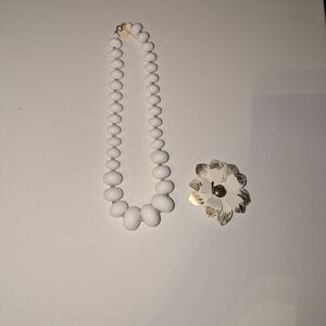 Vintage Vendome White Beaded Necklace with Flower Brooch